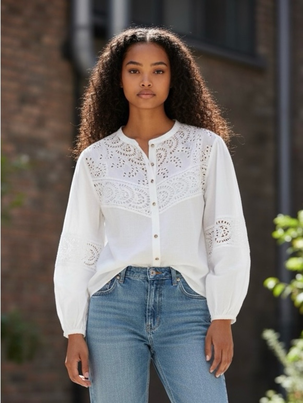 Zara Embroidered Eyelet Blouse Size S (13-14) L/S Button Up Balloon Sleeve EUC